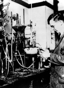 Wallace Hume Carothers, American industrial chemist, c1927-1937. Creator: Unknown