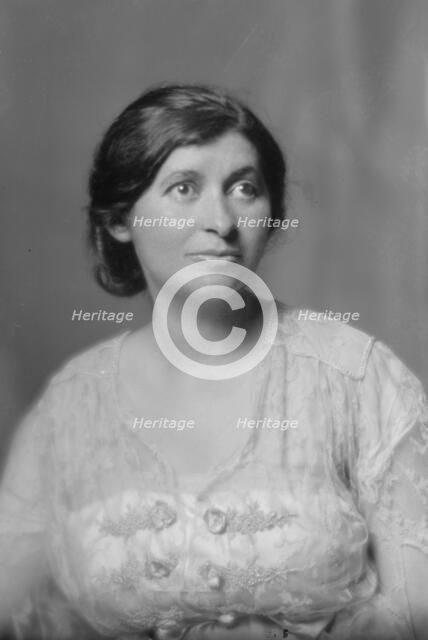 Walling, Anna Strunsky, portrait photograph, 1914 May 27. Creator: Arnold Genthe.