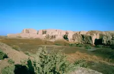 Walls of Kish, Iraq, 1977. Creator: Vivienne Sharp