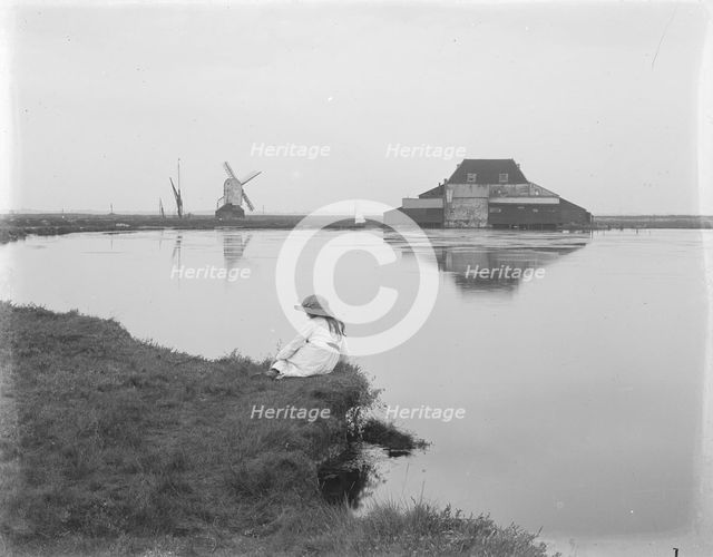 Walton Tide Mill, Mill Lane, Walton-on-the-Naze, Frinton and Walton, Tendring, Essex, pre 1922. Creator: HES Simmons.
