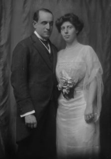Walter, H.D., Mr., and Miss Gans, portrait photograph, 1912 Dec. 1. Creator: Arnold Genthe
