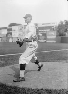 Walter Johnson, Washington Al (Baseball), 1913. Creator: Harris & Ewing