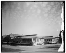 Walter Reed Private Ward, between 1910 and 1920. Creator: Harris & Ewing