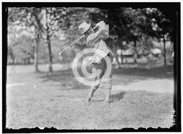 Walter Travis playing golf, between 1909 and 1914. Creator: Harris & Ewing.