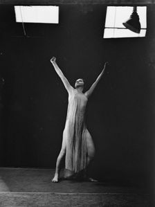 Wanger, Beatrice, Miss, 1918 or 1919. Creator: Arnold Genthe