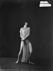 Wanger, Beatrice, Miss, 1918 or 1919. Creator: Arnold Genthe