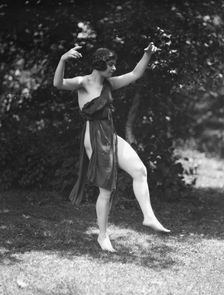Wanger, Beatrice, Miss, 1921 June 21. Creator: Arnold Genthe