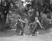 Wanger, Beatrice, Miss, and Miss Solveig Hornbeck, 1921 June 21. Creator: Arnold Genthe