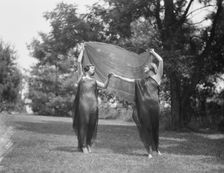 Wanger, Beatrice, Miss, and Miss Solveig Hornbeck, 1921 June 21. Creator: Arnold Genthe