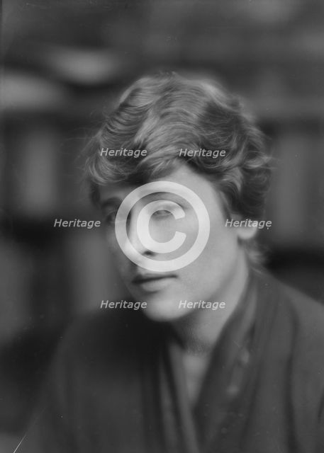 Ward, Marion, Mrs., portrait photograph, 1916 May 1. Creator: Arnold Genthe.