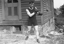 Warnes (Middleweight), between c1910 and c1915. Creator: Bain News Service