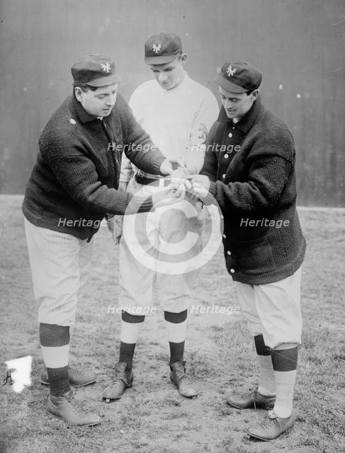 Washburn with Rube Marquard & Mike Donlin, New York, NL (baseball), 1911. Creator: Bain News Service.