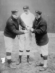 Washburn with Rube Marquard & Mike Donlin, New York, NL (baseball), 1911. Creator: Bain News Service