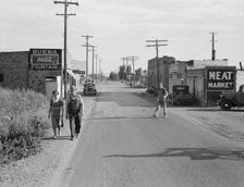 Washington, Buena, Yakima County, 1939. Creator: Dorothea Lange