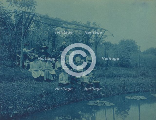 Washington, D.C. public schools field trips - 5th Division children making sketches..., (1899?). Creator: Frances Benjamin Johnston.