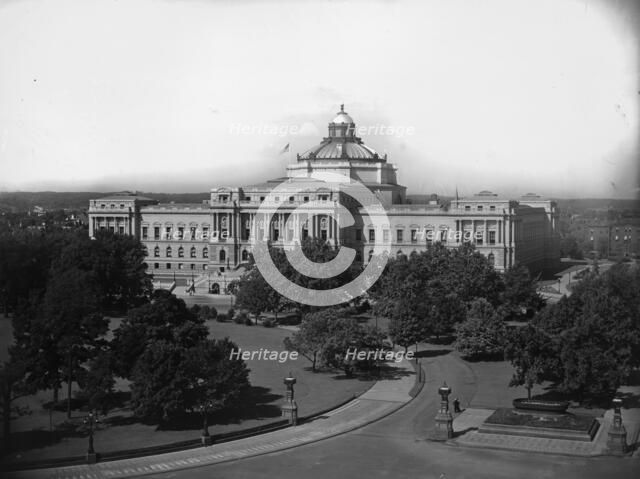 Washington, D.C., Library of Congress, between 1897 and 1910. Creator: Unknown.