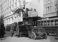 Washington hikers, 1913. Creator: Bain News Service