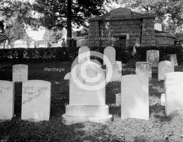 Washington Irving's grave, Sleepy Hollow, Tarrytown, N.Y., between 1910 and 1920. Creator: Unknown.