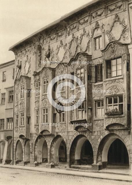 'Wasserburg am Inn - Weinhaus', 1931. Artist: Kurt Hielscher.