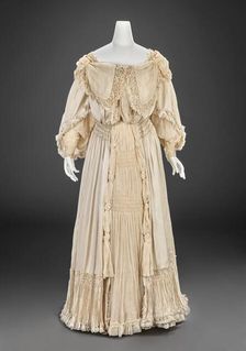 Wedding Dress (Bodice, Skirt), 1903. Creator: Unknown