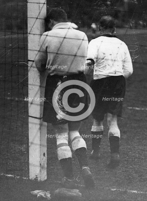 Weeping goalkeeper, football match between Sweden and England, 1928. Creator: Unknown.