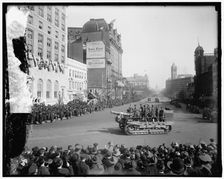 Welcome Home Parade, between 1910 and 1920. Creator: Harris & Ewing