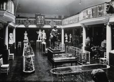 Wellcome Historical Medical Museum, Wigmore Street, London: the galleried Hall of Statuary. Creator: Unknown