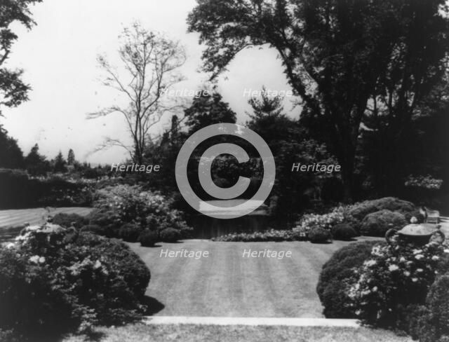 "Welwyn," Harold Irving Pratt house, 100 Crescent Beach Road, Glen Cove, New York, c1918. Creator: Frances Benjamin Johnston.