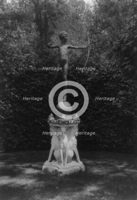 "Welwyn," Harold Irving Pratt house, 100 Crescent Beach Road, Glen Cove, New York, c1918. Creator: Frances Benjamin Johnston.