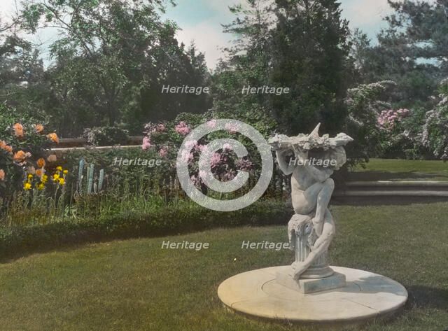 "Welwyn," Harold Irving Pratt house, 100 Crescent Beach Road, Glen Cove, New York, c1918. Creator: Frances Benjamin Johnston.