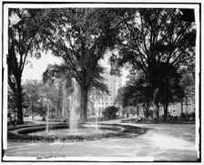 West Grand Circus Park, Detroit, Mich., between 1900 and 1910. Creator: Unknown