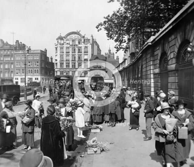 West Smithfield, City of London, (c1910s?). Artist: Unknown