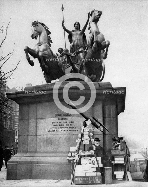 Westminster Bridge monument, London, 1926-1927.Artist: McLeish