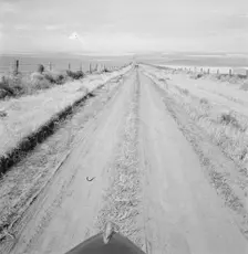 Western wheat country in a region which yields..., Umatilla County, Oregon, 1939. Creator: Dorothea Lange