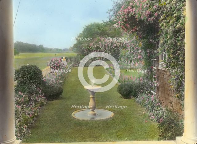 "Westlawn," Edward Tiffany Dyer house, Great Plains Road, Southampton, New York, 1914. Creator: Frances Benjamin Johnston.