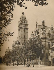 Where London University Shares Quarters With The Imperial Institute c1935. Creator: Donald McLeish