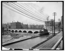 Where the Erie Canal crosses the Genesee, Rochester, N.Y., between 1900 and 1906. Creator: Unknown