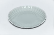 White chrysanthemum dish, 18th century