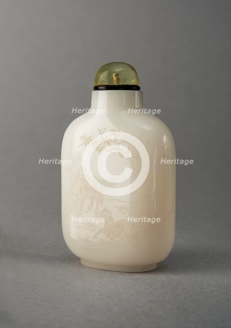 White glass snuff bottle, China, Qing dynasty, 1644-1911. Creator: Unknown.