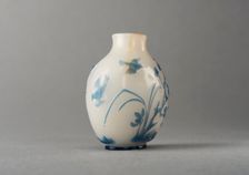 White glass snuff bottle with blue overlay, China, Qing dynasty, 1644-1911. Creator: Unknown