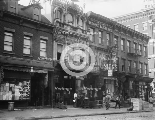 White House Hotel, between c1910 and c1915. Creator: Bain News Service.
