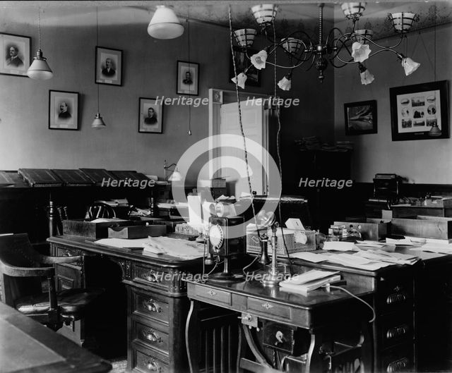 White House office, Washington, D.C., between 1889 and 1906. Creator: Frances Benjamin Johnston.