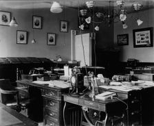White House office, Washington, D.C., between 1889 and 1906. Creator: Frances Benjamin Johnston