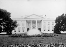 White House North Side, 1913. Creator: Harris & Ewing