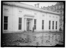 White House - storm damage, between 1913 and 1918. Creator: Harris & Ewing