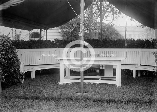 White House - Tent in Rose Garden, 1914. Creator: Harris & Ewing.