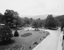 White Sulphur Springs, W. Va., the south lawn, c.between 1910 and 1920. Creator: Unknown