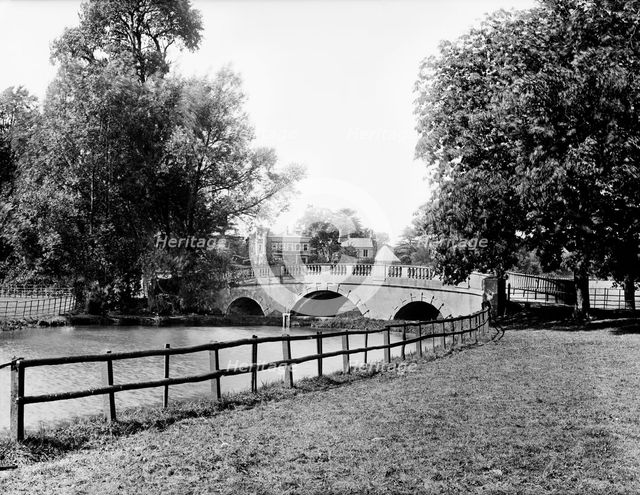 Whiteknights Park, Reading, Berkshire, 1890. Artist: Henry Taunt.