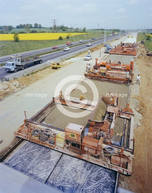 Widening works on the M1 in Hertfordshire, 18/05/1982. Creator: John Laing plc.