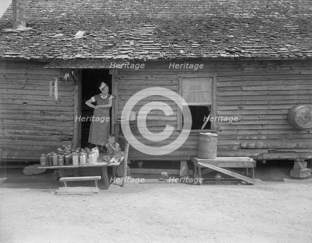 Wife and child of sharecropper near Gaffney, South Carolina, 1937. Creator: Dorothea Lange.